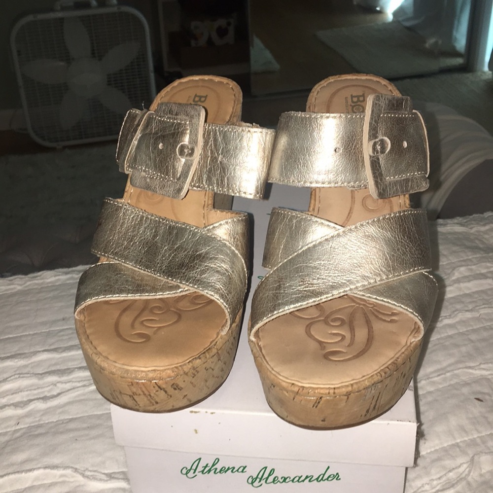 Born gold wedges
